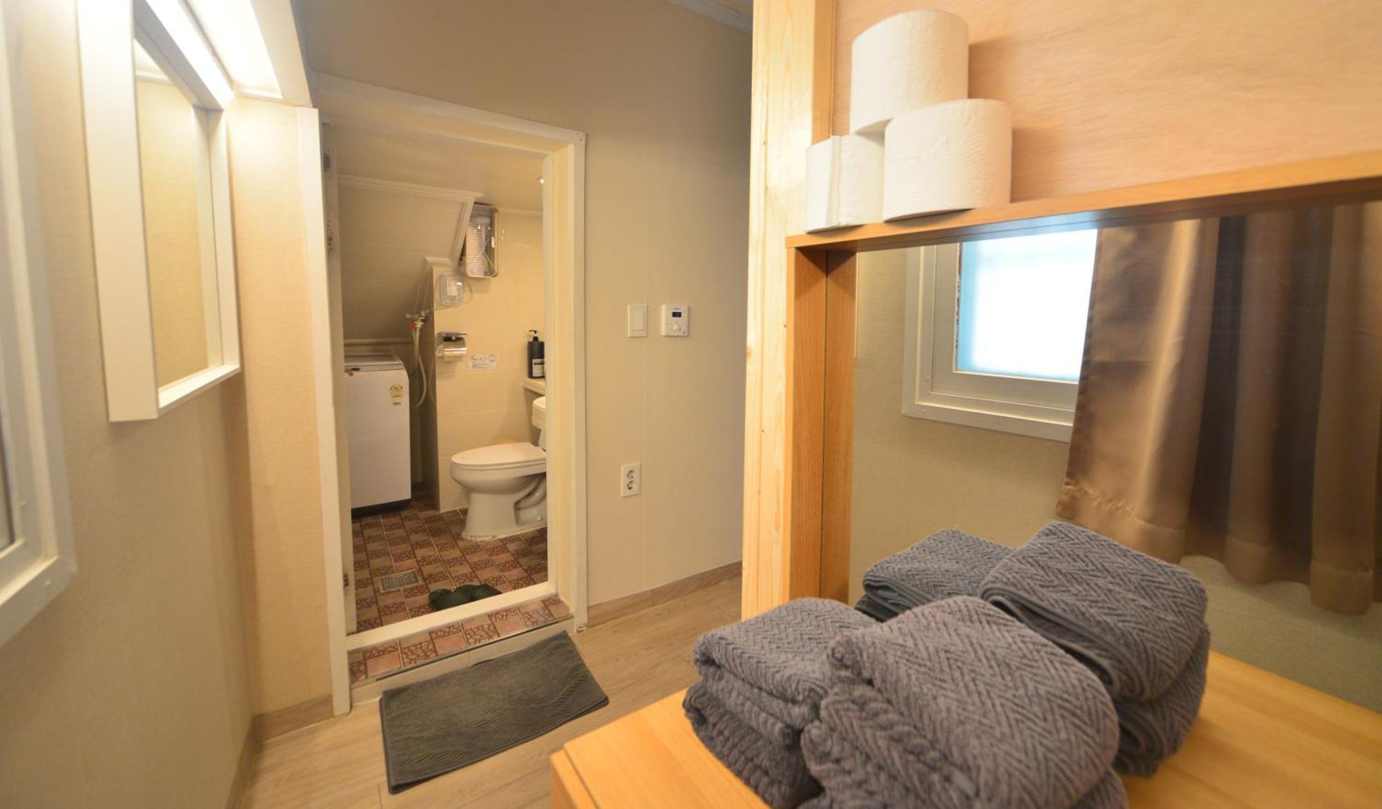 Helloworld Guesthouse Seoul Eksteriør bilde